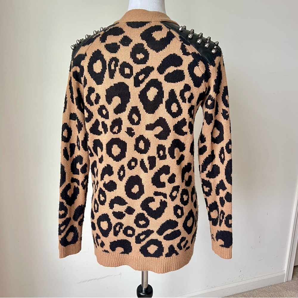 LOVE BY DESIGN Studded Leopard Print Cardigan Sweater—SZ. Small - Picture 4 of 16